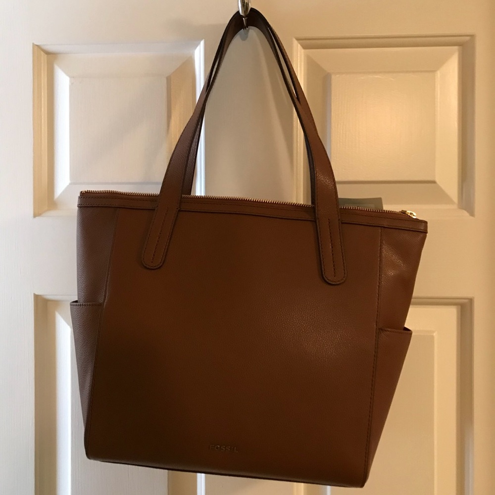 Fossil medium tote